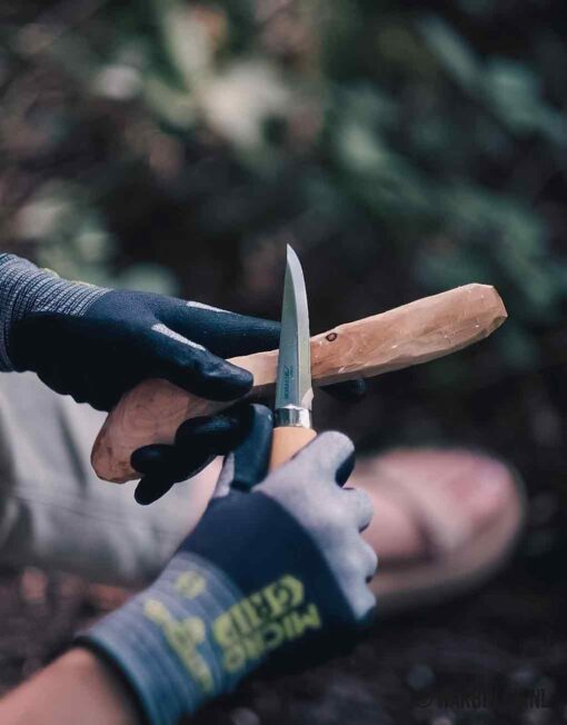 Houtsnijmes 106 Carbon Wood Carving Knife Morakniv